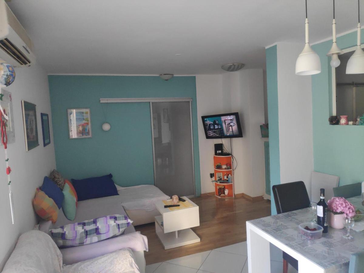 Spacious Apartment With Big Garden Near Beach Split Exterior photo